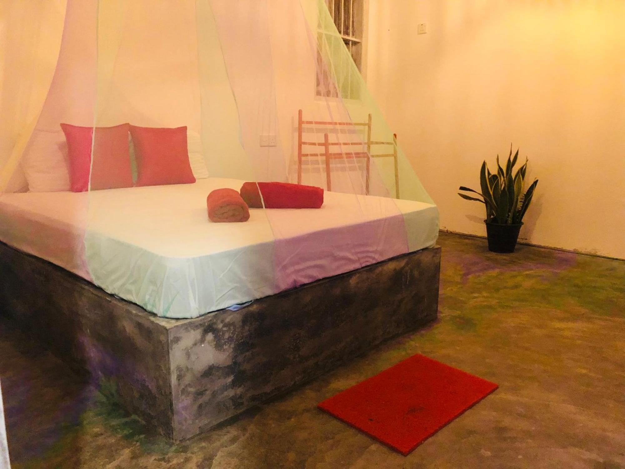Linu Homestay Dikwella Exterior foto